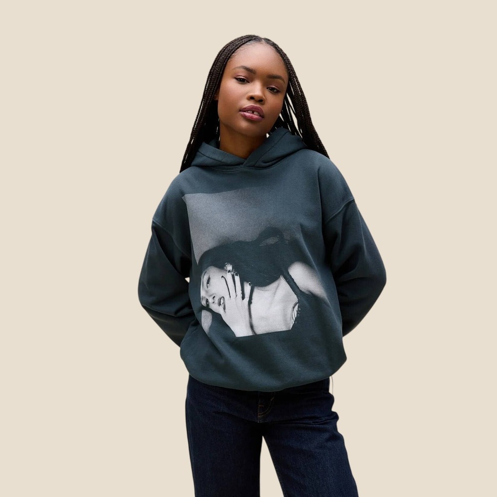 Olivia Rodrigo Guts Album Cover Daydreamer BF Black Hoodie Faded Medium NWT